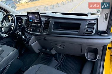 Вантажний фургон Ford Transit 2022 в Ірпені
