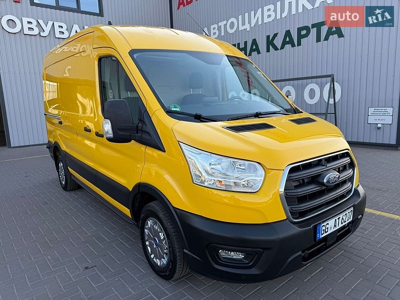 Вантажний фургон Ford Transit 2022 в Ірпені