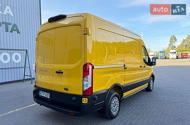 Вантажний фургон Ford Transit 2022 в Ірпені