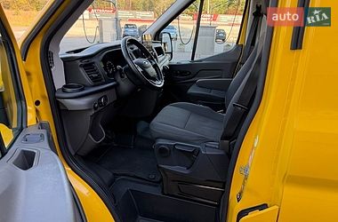 Вантажний фургон Ford Transit 2022 в Ірпені