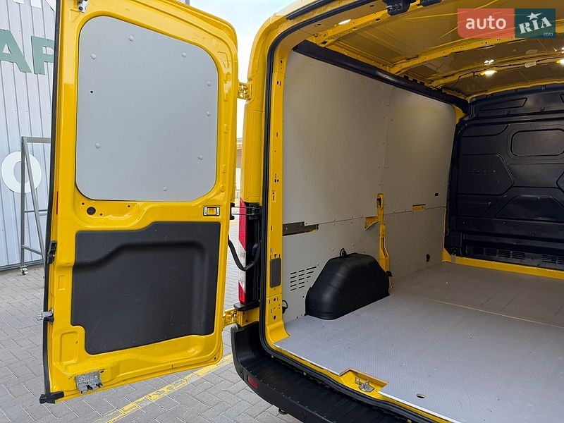 Вантажний фургон Ford Transit 2022 в Ірпені