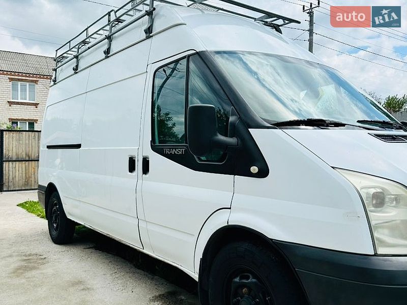 Вантажний фургон Ford Transit 2008 в Гнівані