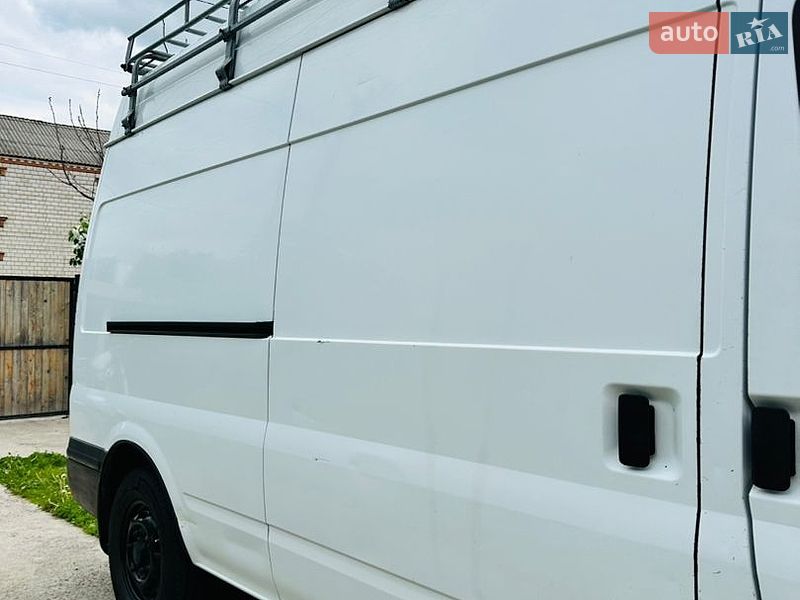 Вантажний фургон Ford Transit 2008 в Гнівані
