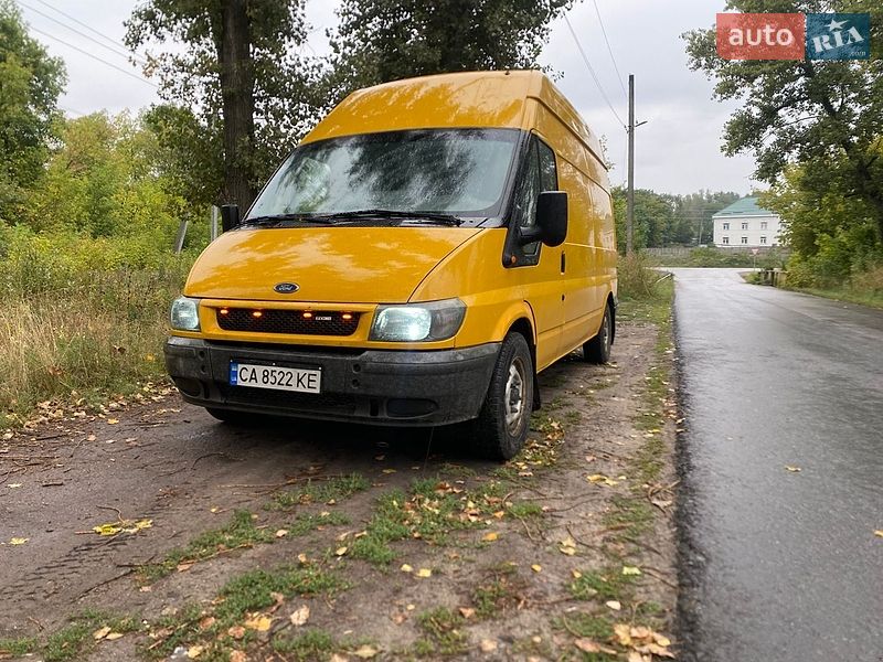 Грузовой фургон Ford Transit 2001 в Александрие