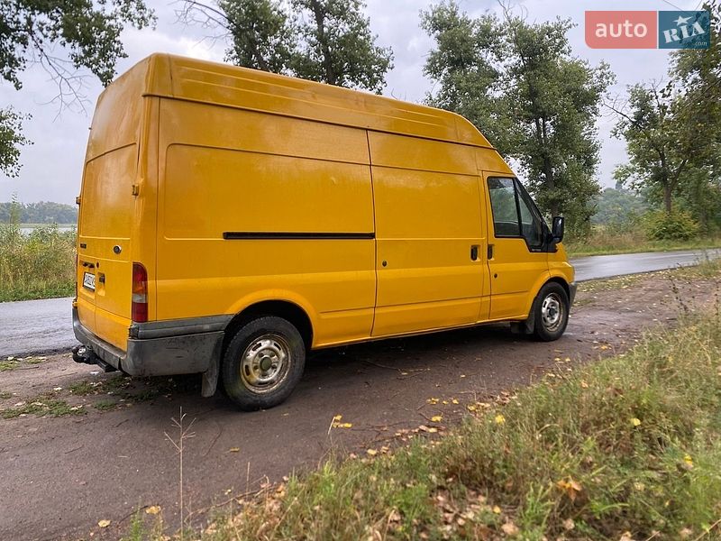 Грузовой фургон Ford Transit 2001 в Александрие