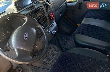 Грузовой фургон Ford Transit 2001 в Александрие