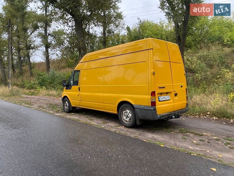 Грузовой фургон Ford Transit 2001 в Александрие