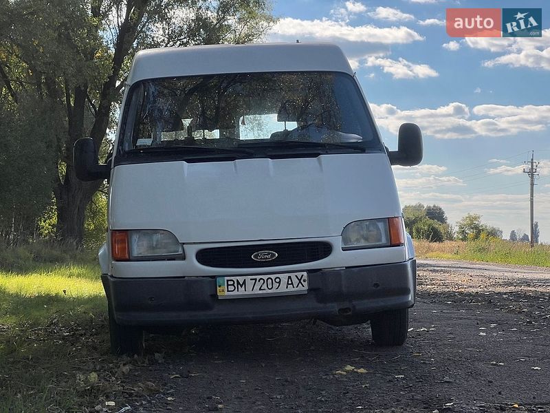 Грузовой фургон Ford Transit 1998 в Кролевце