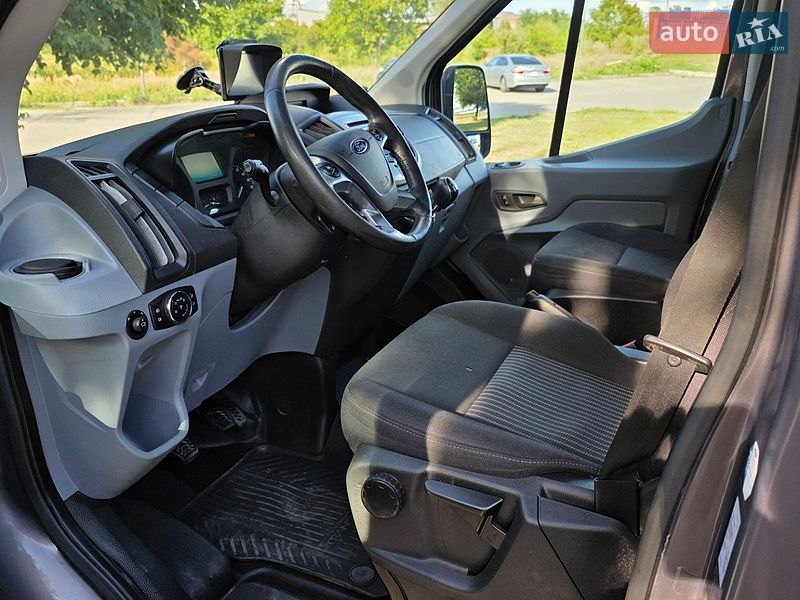 Борт Ford Transit 2017 в Сокалі