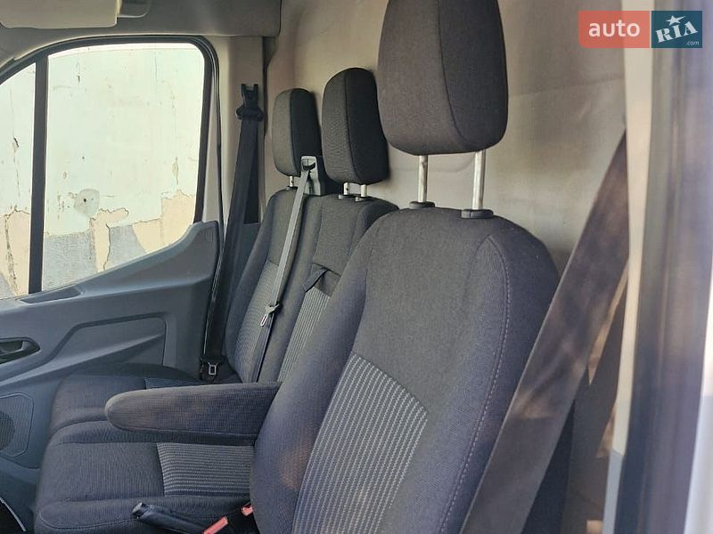 Мікроавтобус вантажний (до 3,5т) Ford Transit 2018 в Миколаєві