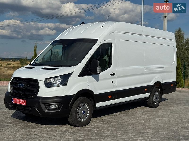 Вантажний фургон Ford Transit 2022 в Бучі