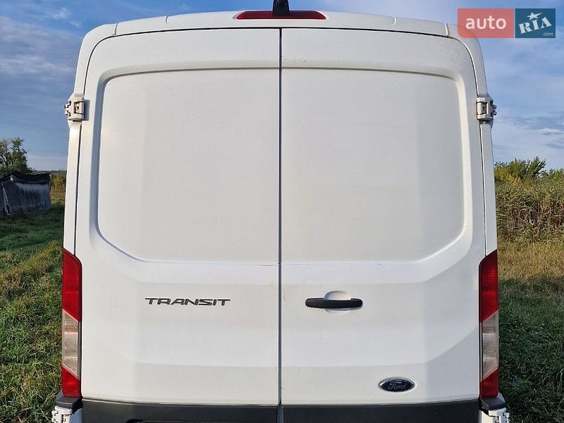Вантажний фургон Ford Transit 2015 в Барвінковому