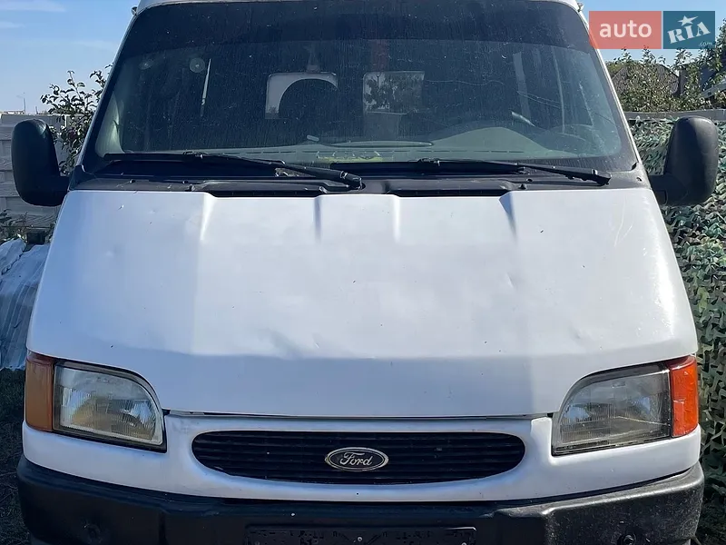 Ford Transit 2000