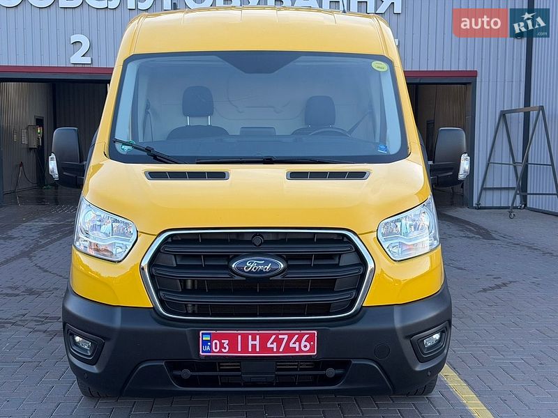 Грузовой фургон Ford Transit 2022 в Буче
