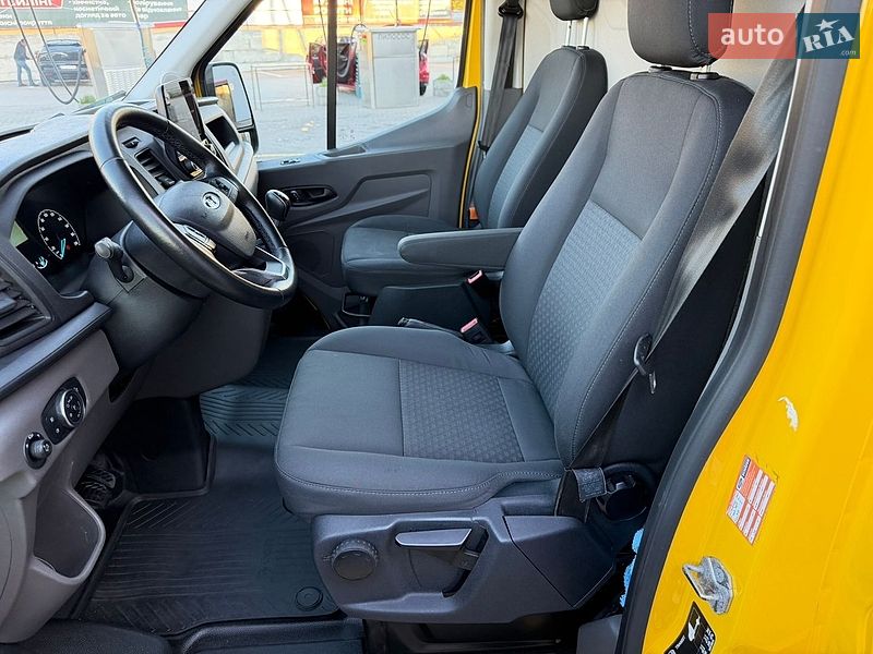 Грузовой фургон Ford Transit 2022 в Буче