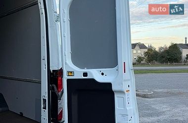 Грузовой фургон Ford Transit 2021 в Дубно