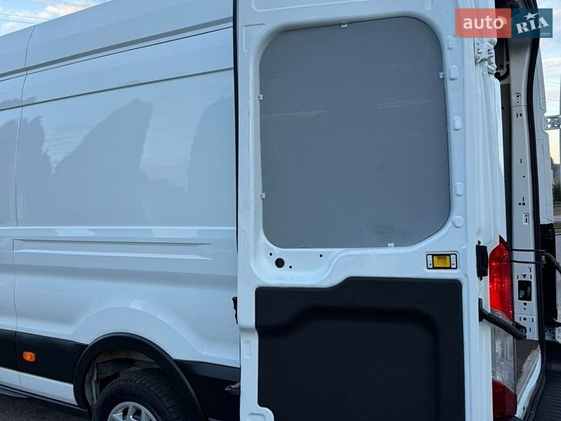 Грузовой фургон Ford Transit 2021 в Дубно
