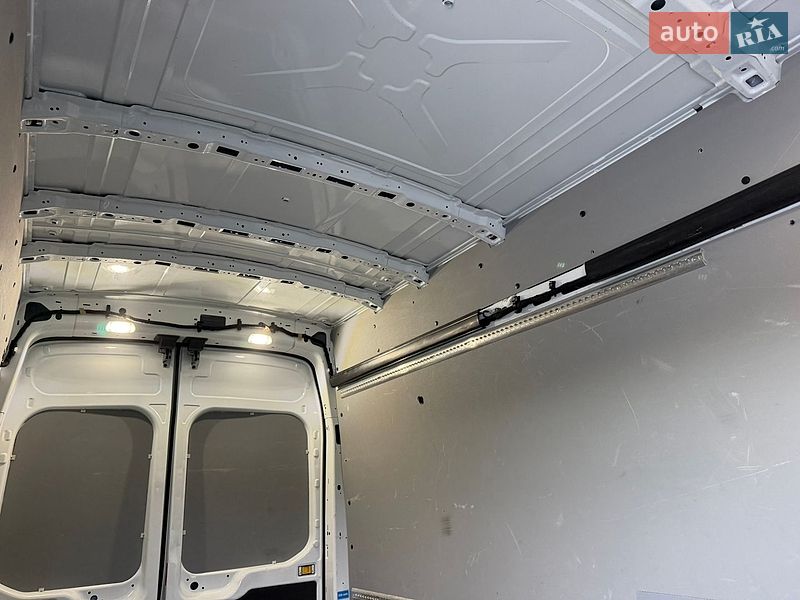 Грузовой фургон Ford Transit 2021 в Дубно