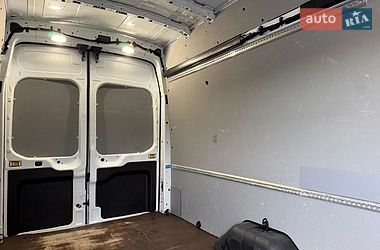 Грузовой фургон Ford Transit 2021 в Дубно