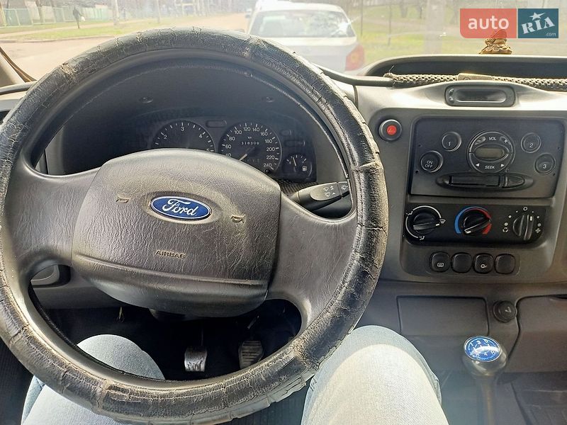 Микроавтобус грузовой (до 3,5т) Ford Transit 2002 в Запорожье