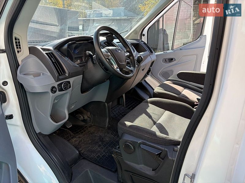 Грузовой фургон Ford Transit 2016 в Харькове