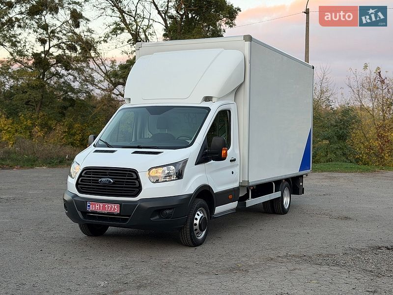 Вантажний фургон Ford Transit 2016 в Дубні