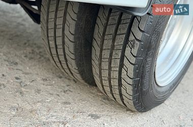 Вантажний фургон Ford Transit 2016 в Дубні