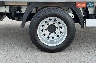 Вантажний фургон Ford Transit 2016 в Дубні