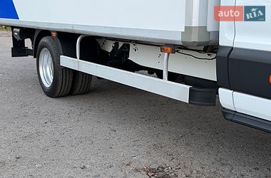 Вантажний фургон Ford Transit 2016 в Дубні