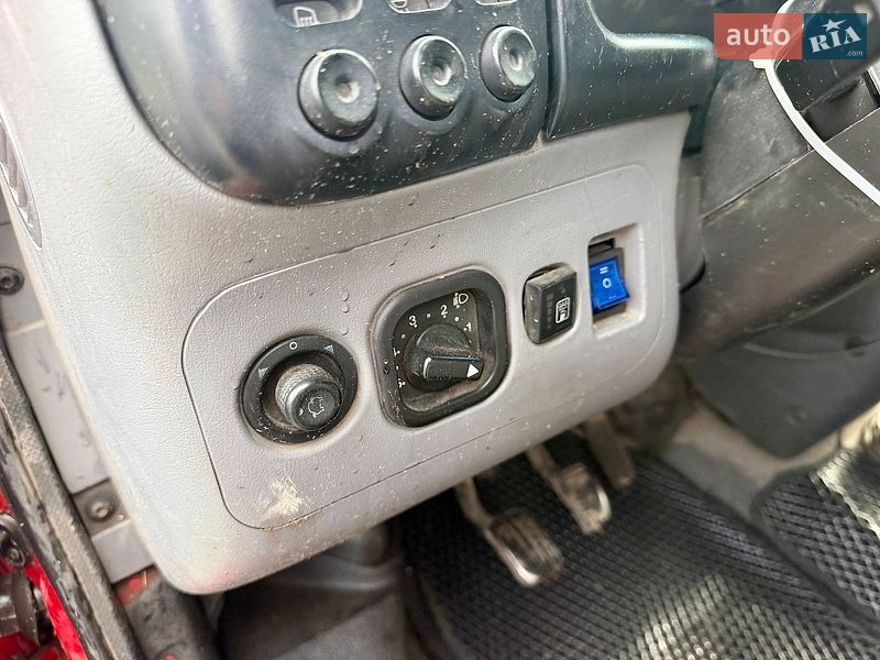 Вантажний фургон Ford Transit 2000 в Одесі