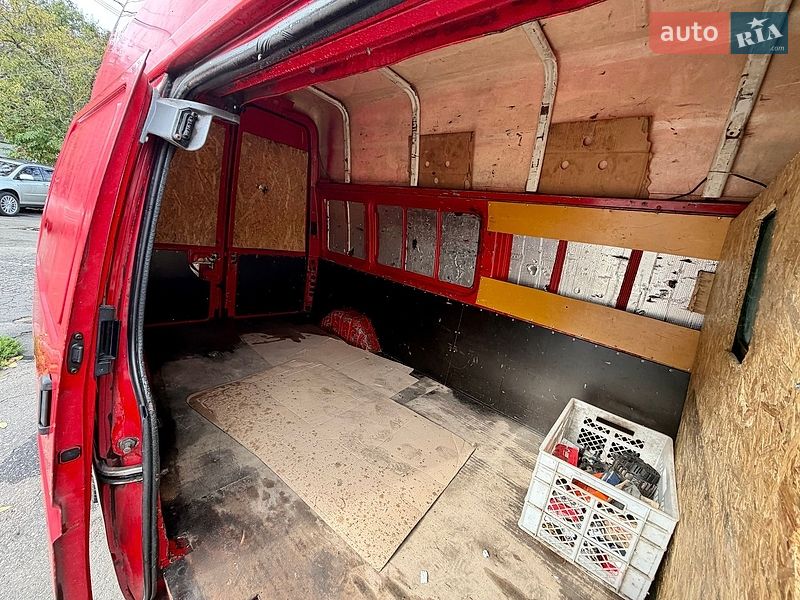 Вантажний фургон Ford Transit 2000 в Одесі