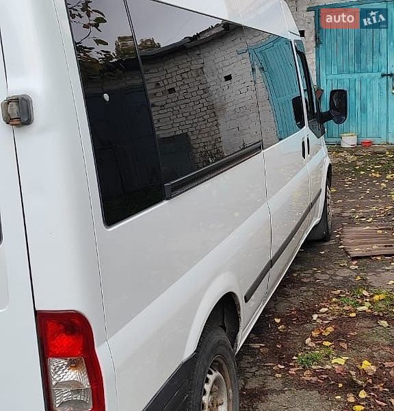 Минивэн Ford Transit 2012 в Ровно