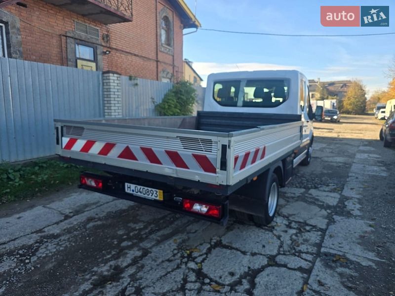 Борт Ford Transit 2018 в Стрию