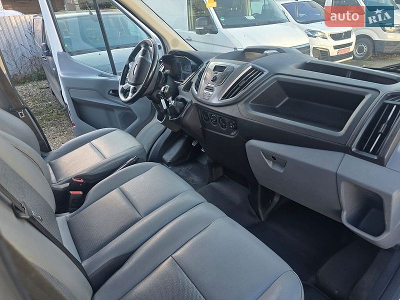 Борт Ford Transit 2018 в Стрию