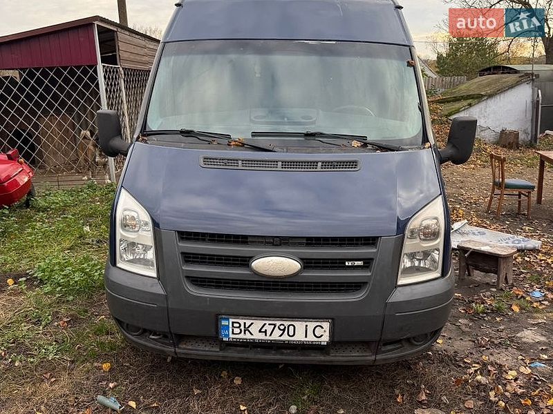 Грузовой фургон Ford Transit 2007 в Виннице