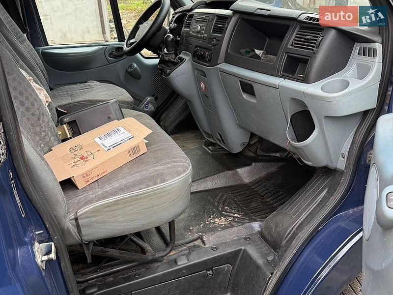 Грузовой фургон Ford Transit 2007 в Виннице