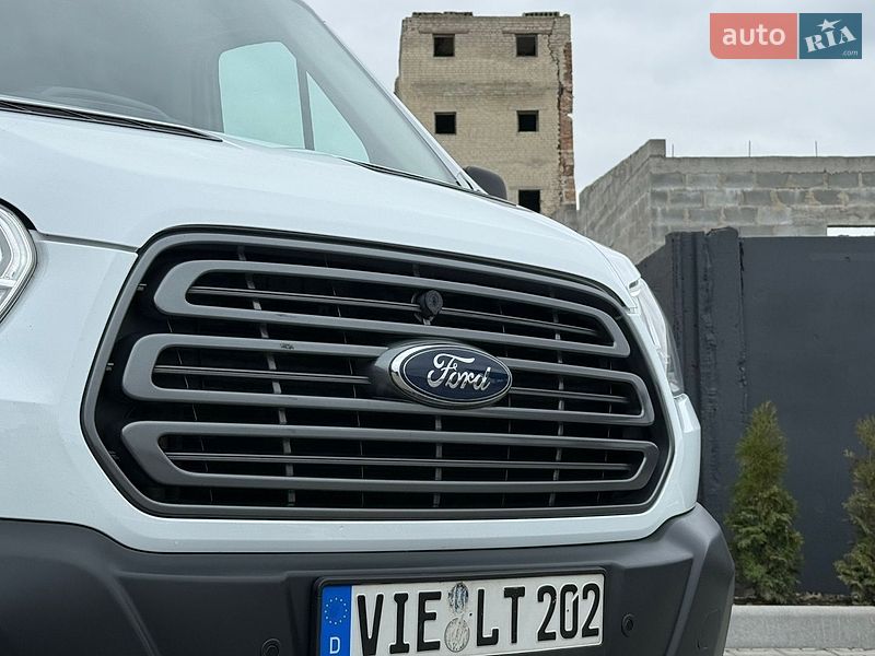 Грузовой фургон Ford Transit 2018 в Дубно