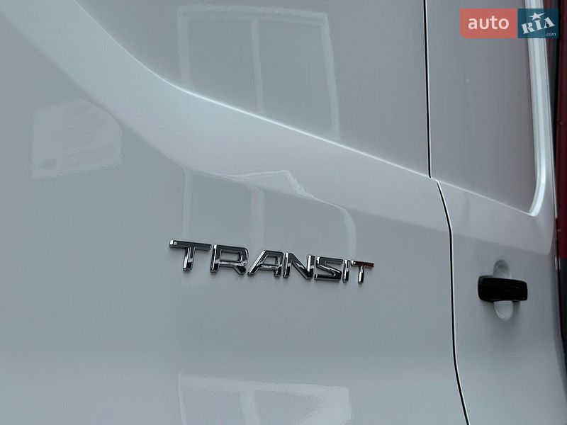Грузовой фургон Ford Transit 2018 в Дубно