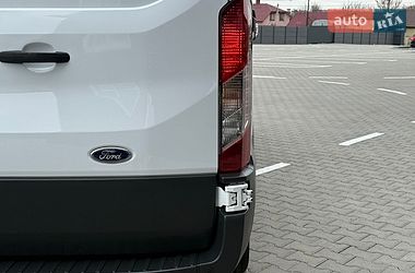Грузовой фургон Ford Transit 2018 в Дубно