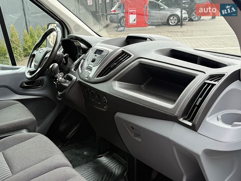 Грузовой фургон Ford Transit 2018 в Дубно