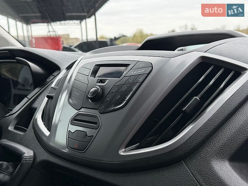 Грузовой фургон Ford Transit 2018 в Дубно