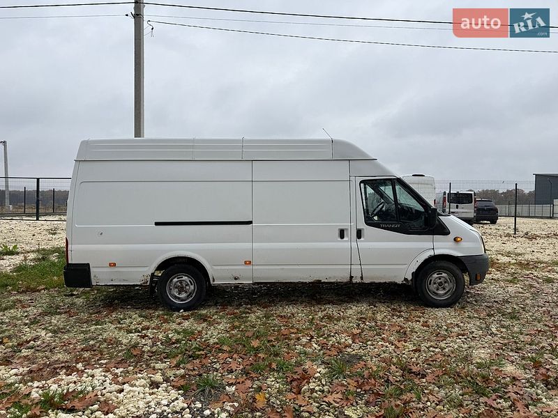 Грузовой фургон Ford Transit 2011 в Львове