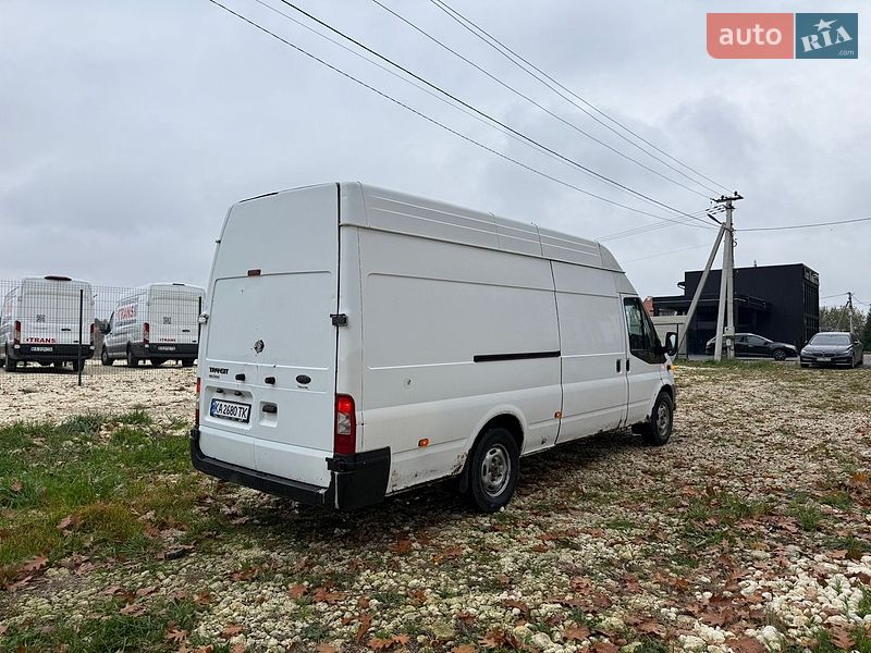 Грузовой фургон Ford Transit 2011 в Львове