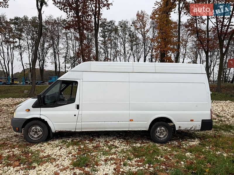 Грузовой фургон Ford Transit 2011 в Львове