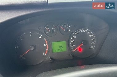 Грузовой фургон Ford Transit 2011 в Львове