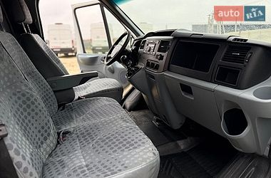 Грузовой фургон Ford Transit 2011 в Львове