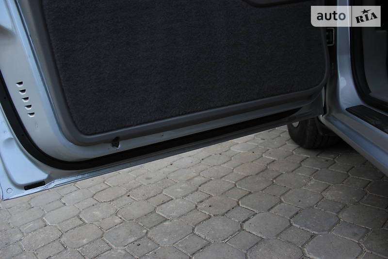 Мінівен Ford Windstar 2003 в Луцьку