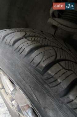 Минивэн Ford Windstar 1998 в 