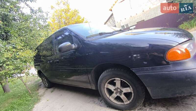 Мінівен Ford Windstar 1998 в Києві