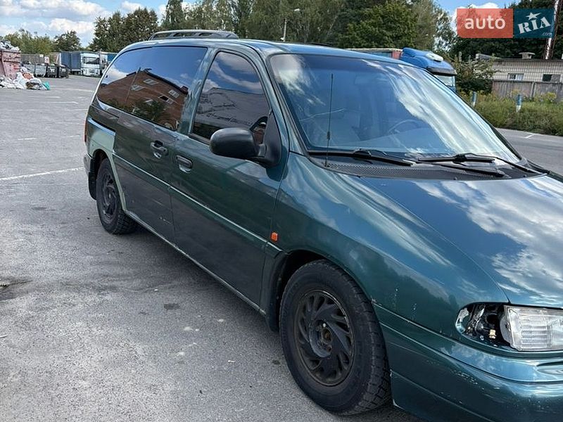 Минивэн Ford Windstar 1996 в Старых Петровцах